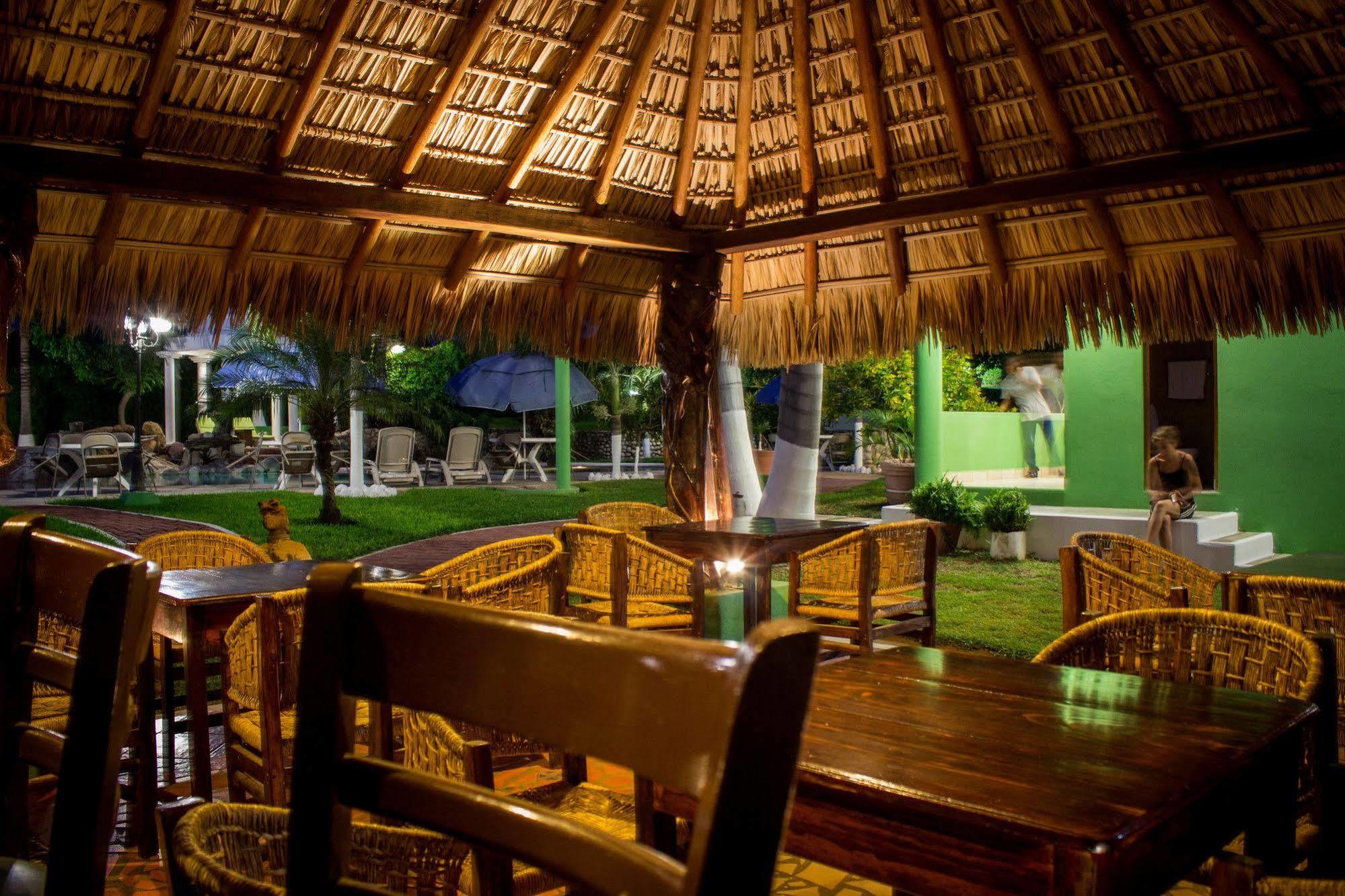 Hotel&Suites Punta Esmeralda Puerto Escondido  Exterior foto